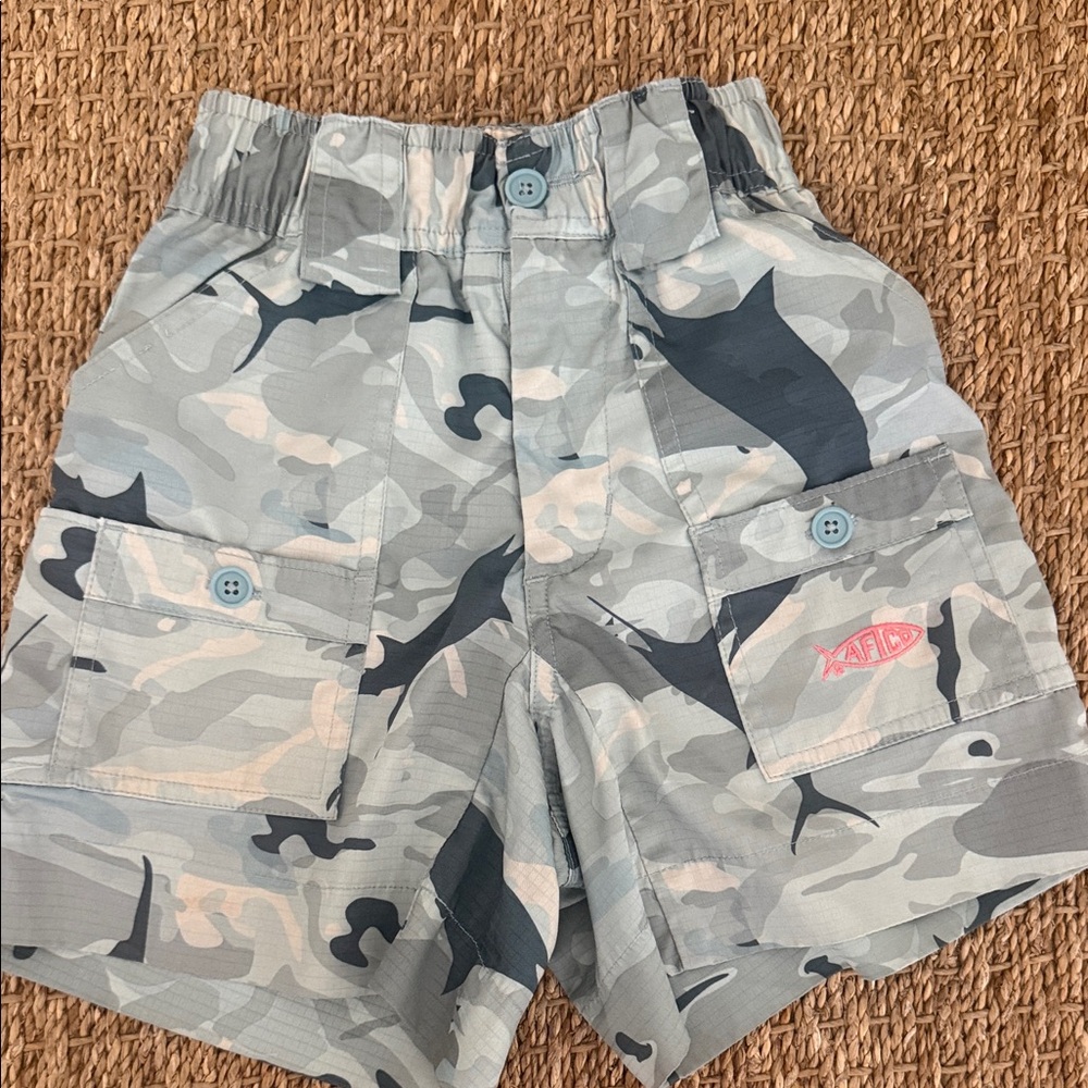 AFTCO Green & Gray Camo Fishing Shorts - size 20